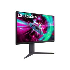 LG UltraGear 32GR93U-B 31.5'' 1 ms 4K Pivot IPS 144 Hz Oyuncu Monitörü Teşhir
