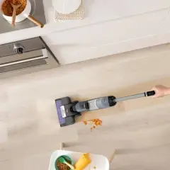 Shark Hydrovac Pro Islak Kuru Şarjlı Dikey Süpürge Teşhir