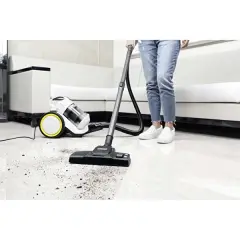 Karcher VC 3 700 W Toz Torbasız Süpürge Outlet