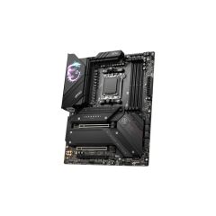 MSI MPG X670E Carbon Wi-Fi AMD AM5 DDR5 ATX Anakart